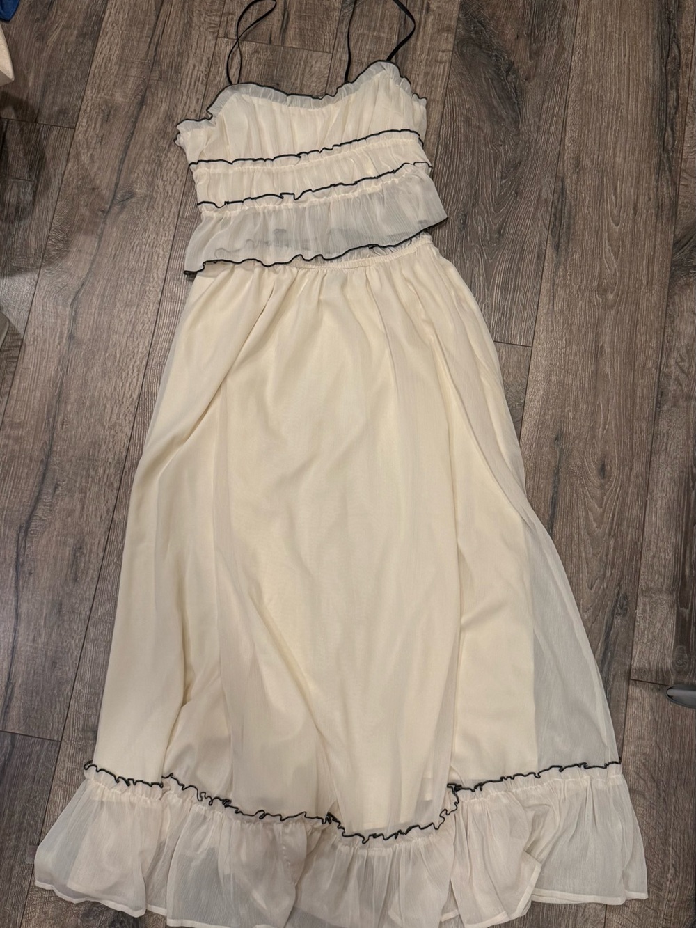 Ivory Ruffled Set